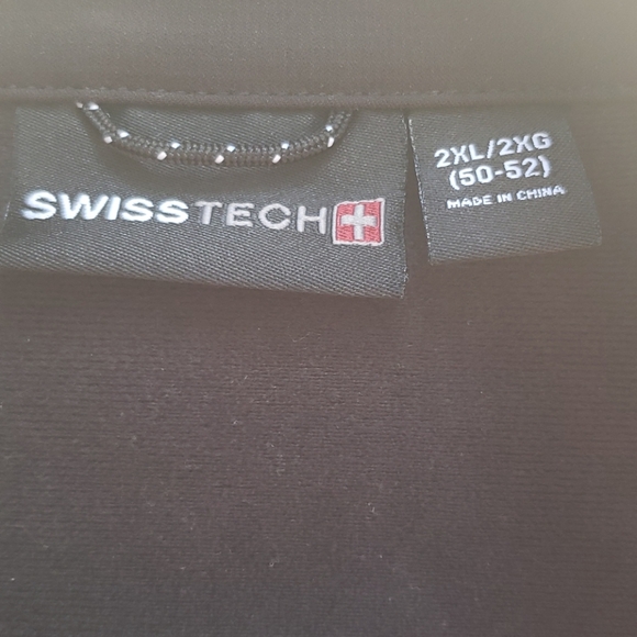 Swiss Tech Performance Jacket - Picture 4 of 8